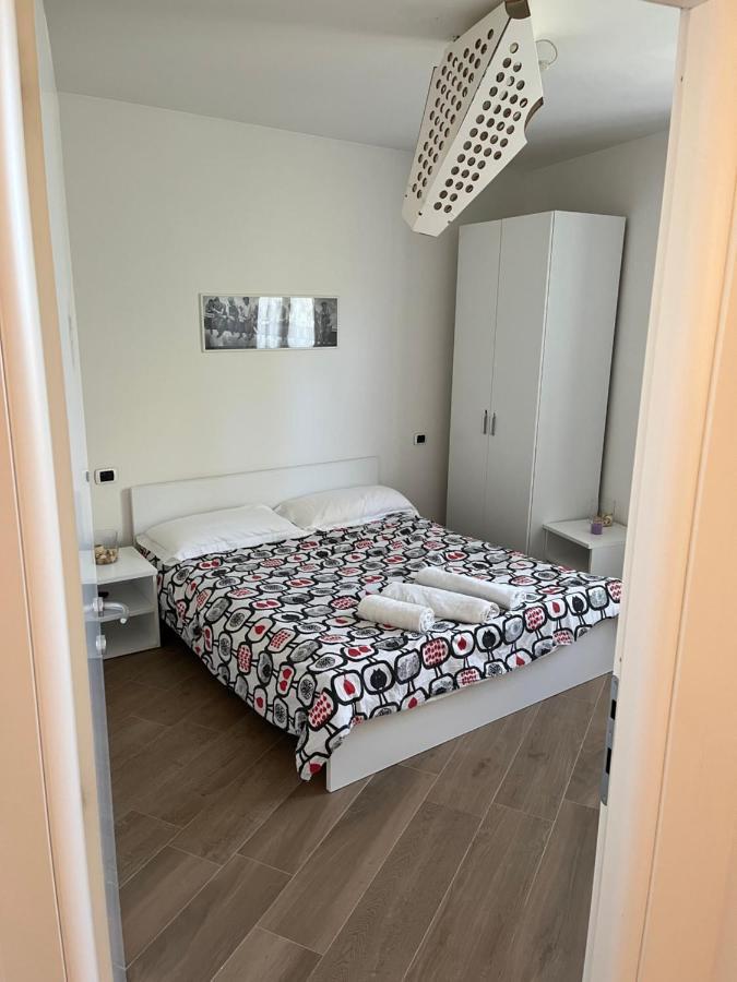 Dreams Hostel Lecco Ngoại thất bức ảnh