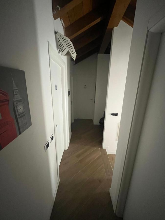 Dreams Hostel Lecco Ngoại thất bức ảnh